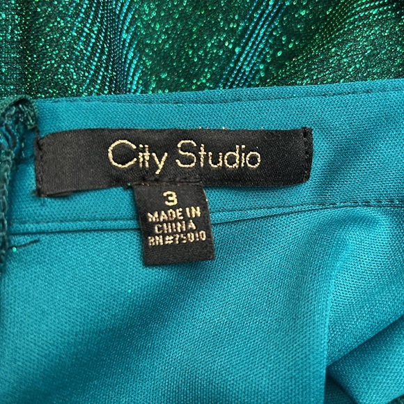 City Studios Juniors’ Fit and Flare Dress- sparkles-homecoming - Picture 4 of 6